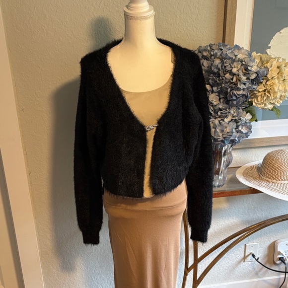 Fabletics NWOT black cardigan shrug - Picture 1 of 4